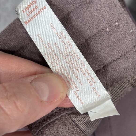 Cacique Bra 48C Purple Lace Lightly Lined Balconette Underwire Molded Padded - Picture 9 of 10